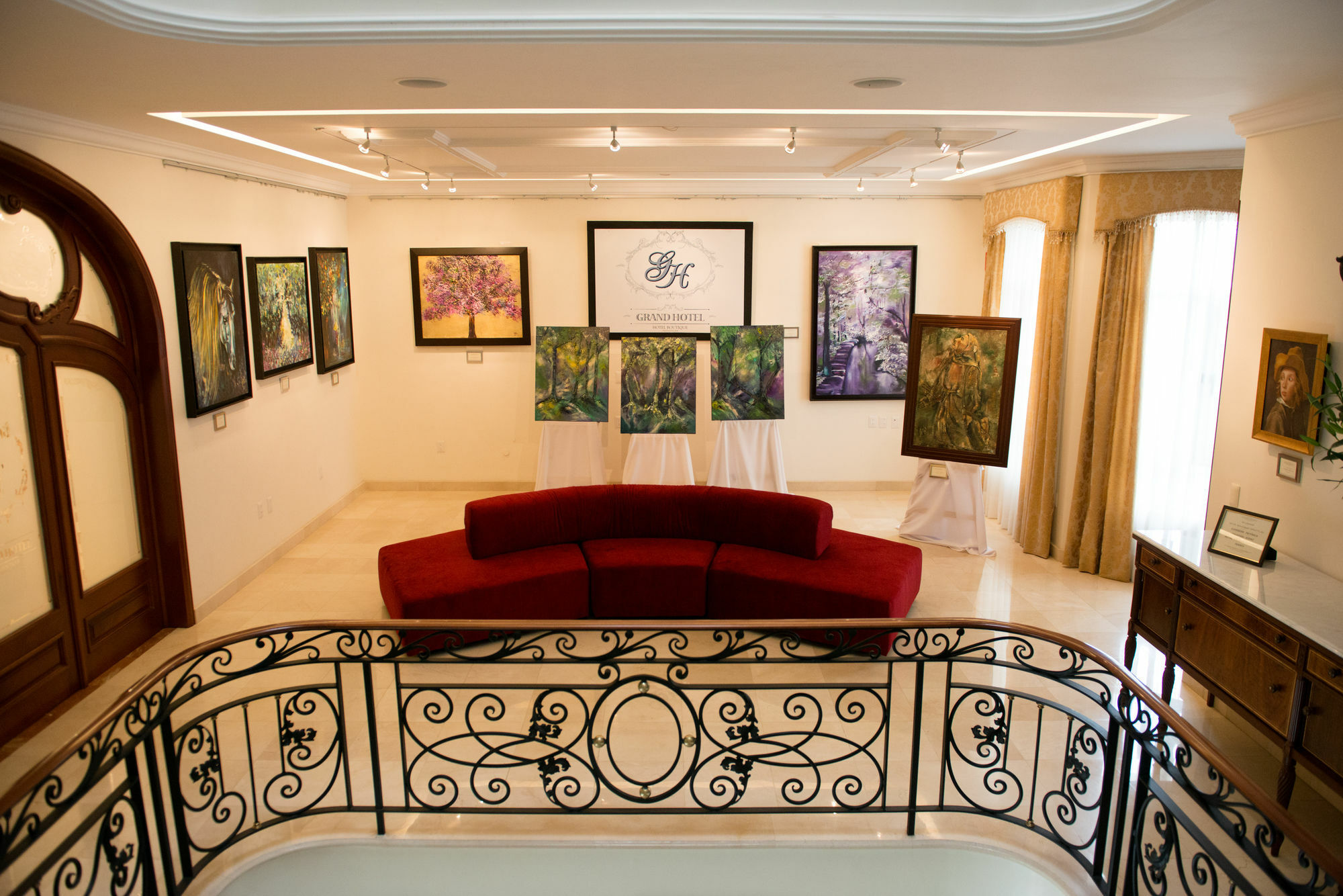 Grand Hotel Tepatitlán Buitenkant foto